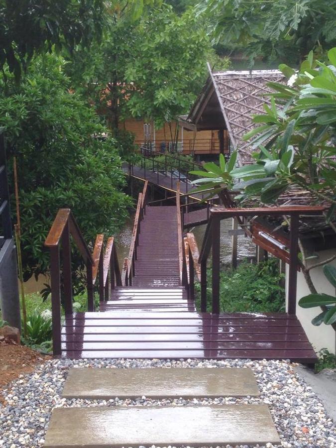 Baan Krupong Hotel Ban Tha Thong Mon Exterior photo